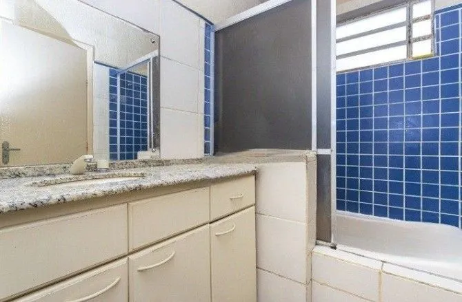 Imagem Casa com 2 dormitórios ,sendo 1 suíte para venda no bairro Tristeza em Porto Alegre/RS.