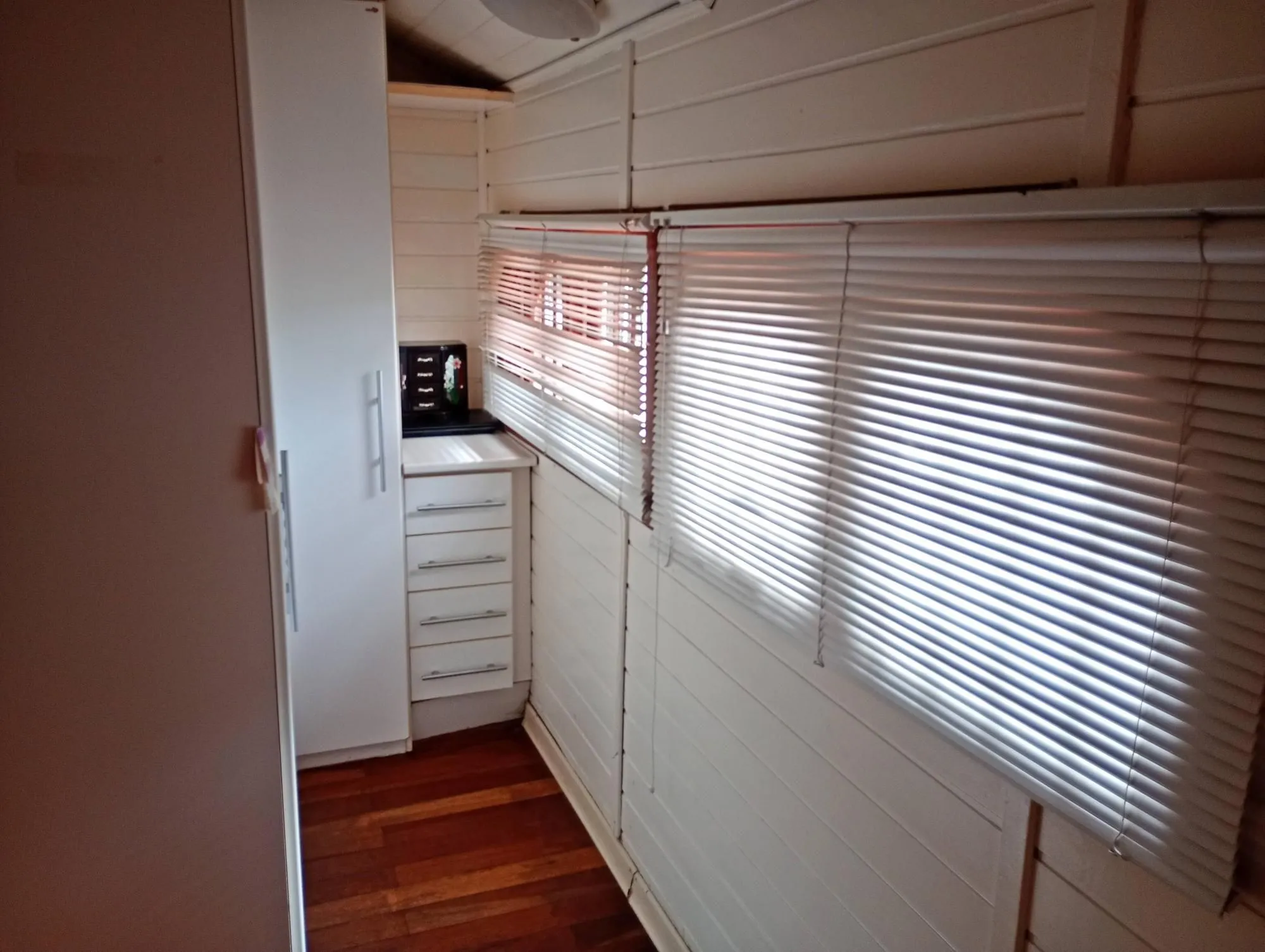 Imagem Casa com piscina e edícula
