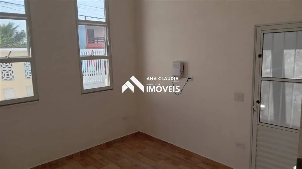 Imagem Casa a venda na cidade itanhaem