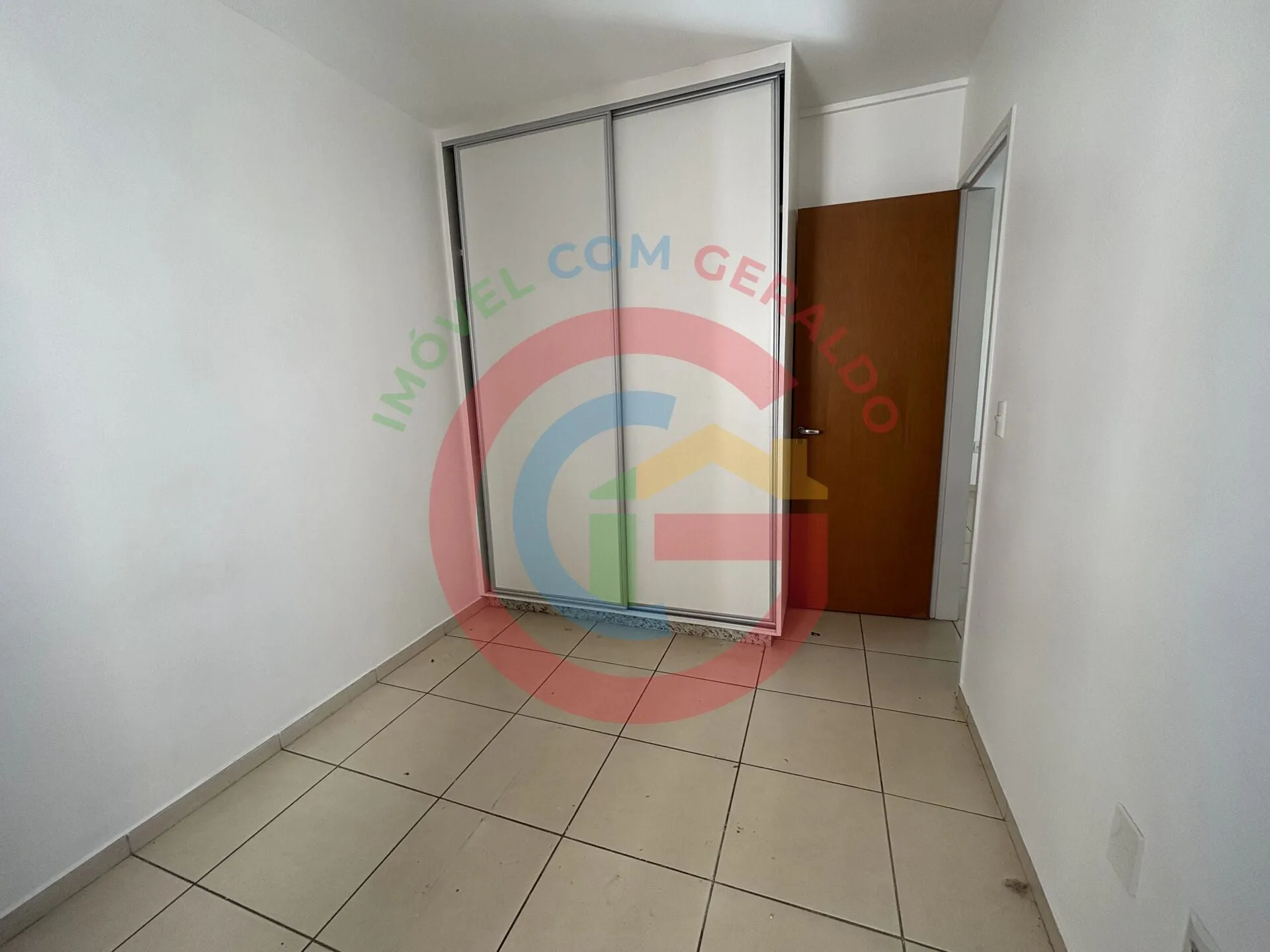 Imagem Apartamento 2Q (1 suíte) Portal das Flores - Negrão de Lima