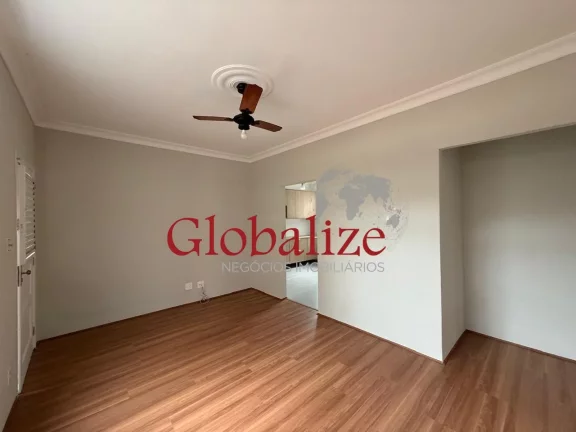 Imagem Apartamento com 70m², 2 dormitórios (1 suíte) à venda na Ponta da Praia por R$465.000,00.