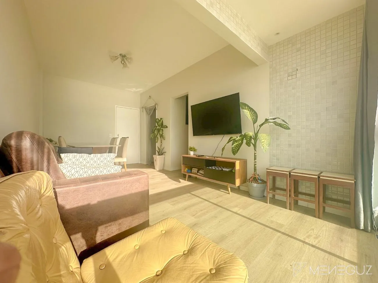 Imagem Apartamento 2 quartos a venda de frente total para o mar na Praia do Morro em OPORTUNIDADE!!