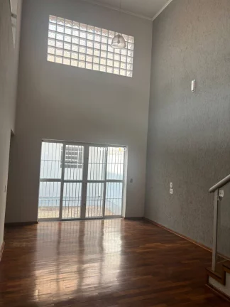 Imagem Vende-se Sobrado no Bairro São José- Franca- SP