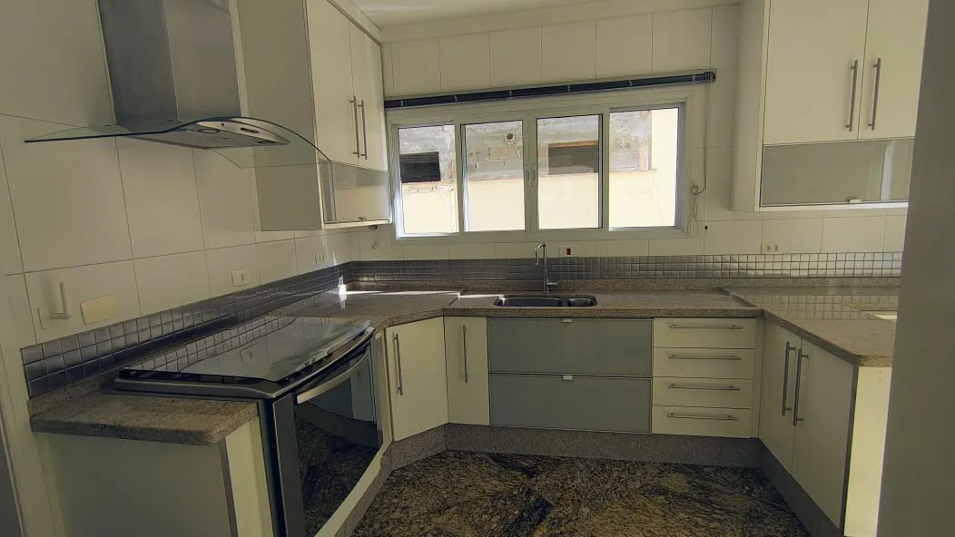 Imagem Casa Térrea com Acessibilidade e Conforto em Alphaville