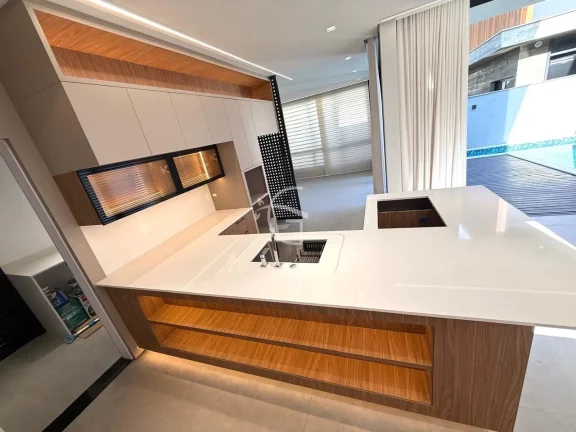 Imagem Casa de Condomínio à venda na Rua Guilherme Zilmann em Joinville - SC
