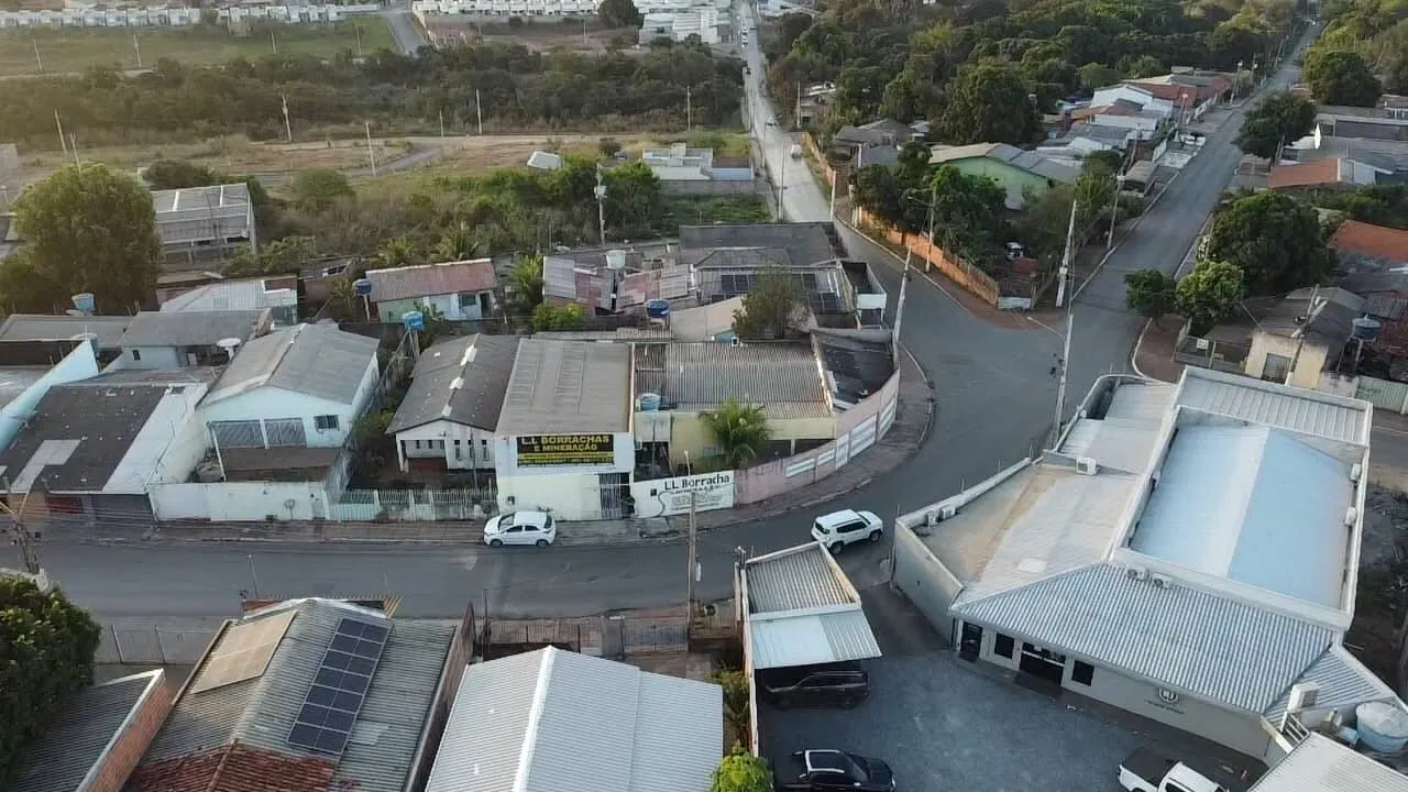 Imagem Vende-se Barracão com salas internas, comercial, Bairro Jardim dos Estados