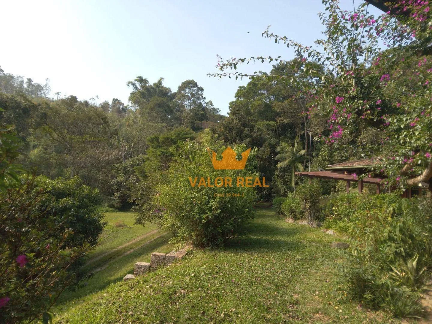 Imagem Sítio Campo Limpo, 99 mil m2, Meio da Natureza, R$ 3 milhões.