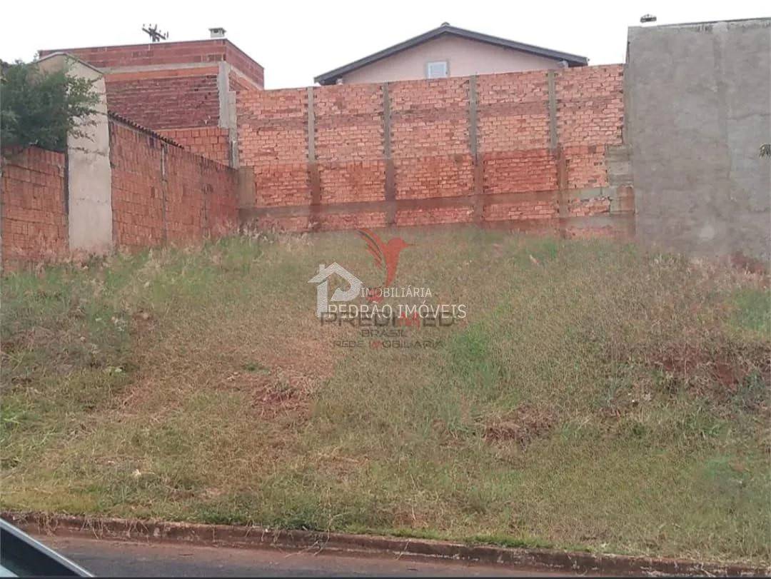 Imagem Lote/Terreno de 200m² no bairro Jardim Monte Azul, em Lençóis Paulista