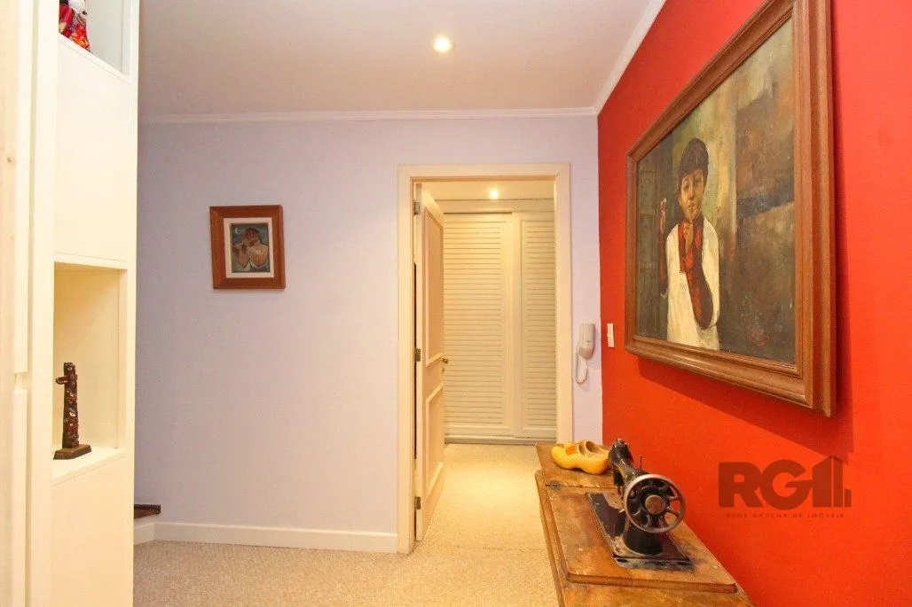 Imagem Casa em Condomínio para comprar no bairro Tristeza com 3 dormitórios
