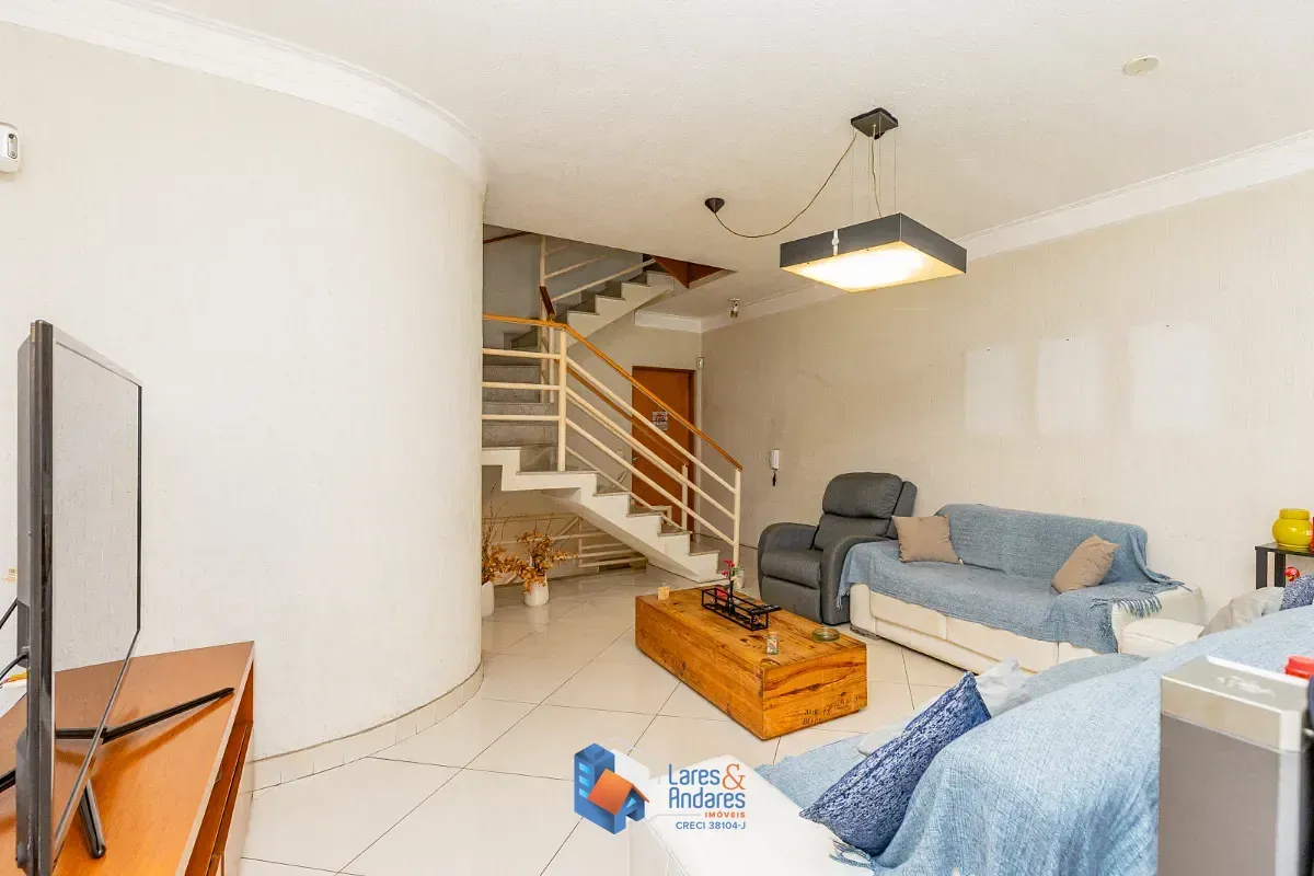 Imagem Casa para venda em Mirandópolis com 4 quartos, sendo 2 suítes, 214m²