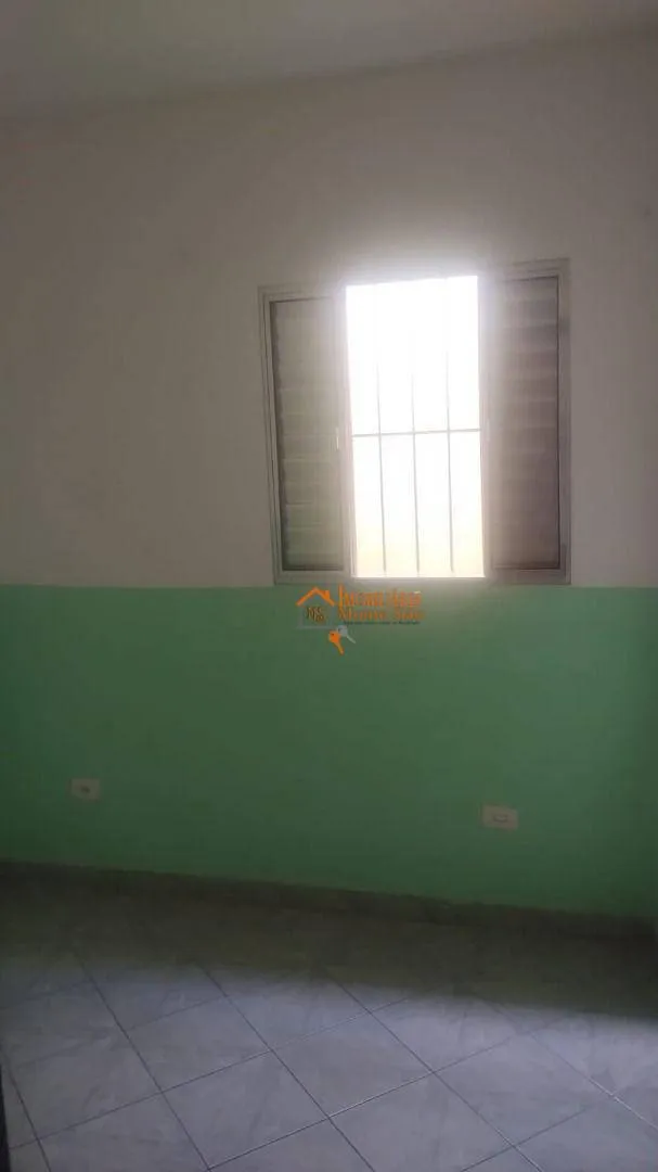 Imagem Sobrado com 3 dormitórios à venda, 300 m² por R$ 600.000,00 - Cidade Soberana - Guarulhos/SP