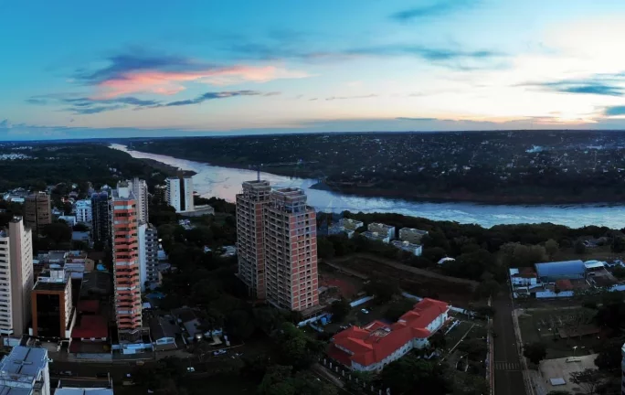 Foto do imóvel Apartamento Novo com 3 Suítes, em Condomínio Resort!