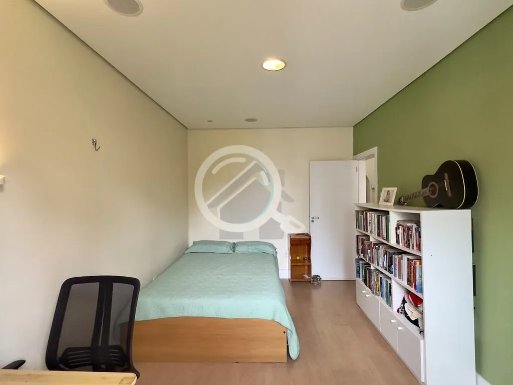 Imagem Apartamento de 80m², 3 dormitórios, sendo 1 com sacada, peças ampla, living para 2 ambientes, coz...
