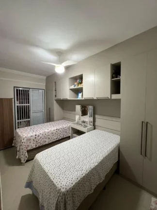 Imagem Casa de alto padrão à venda no bairro Caiçara