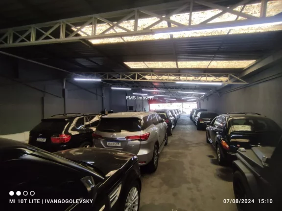 Imagem Loja com 500m² em Moema.