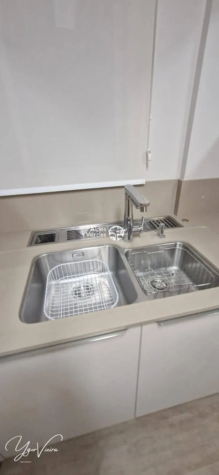 Imagem Vende-se apto mobiliado e decorado em Joinville-2 Suites-R$1.450.000,00