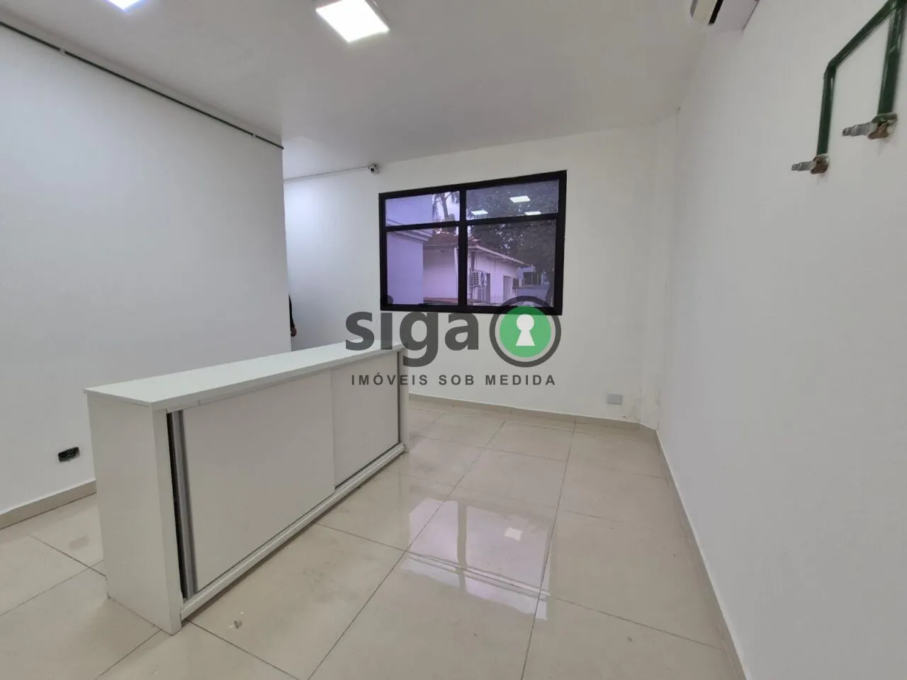 Imagem ALUGA SE CLÍNICA 190 METROS, PRONTA PARA USO NA VILA NOVA CONCEIÇÃO