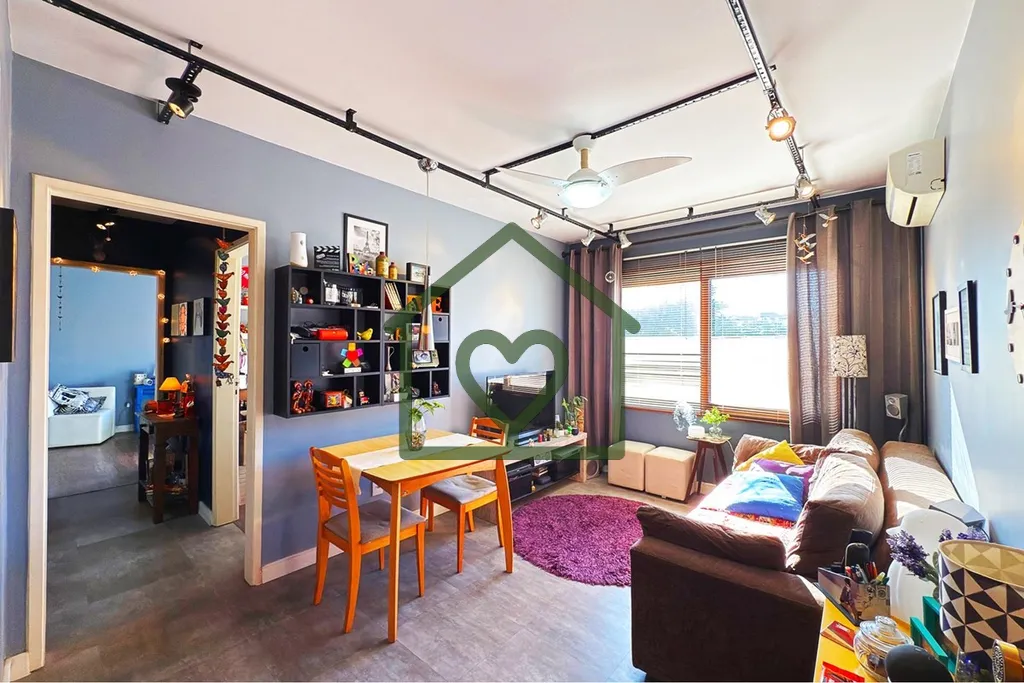 Com ambientes muito bem distribuídos em seus 70m² privativos, este apartamento transmite sensaçã...
