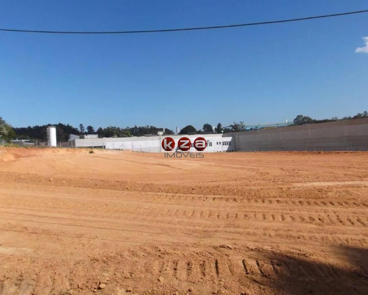 Foto do imóvel Terreno Industrial à Venda em Valinhos-SP - Bairro Dois Córregos - 11.500,00 m² de Área