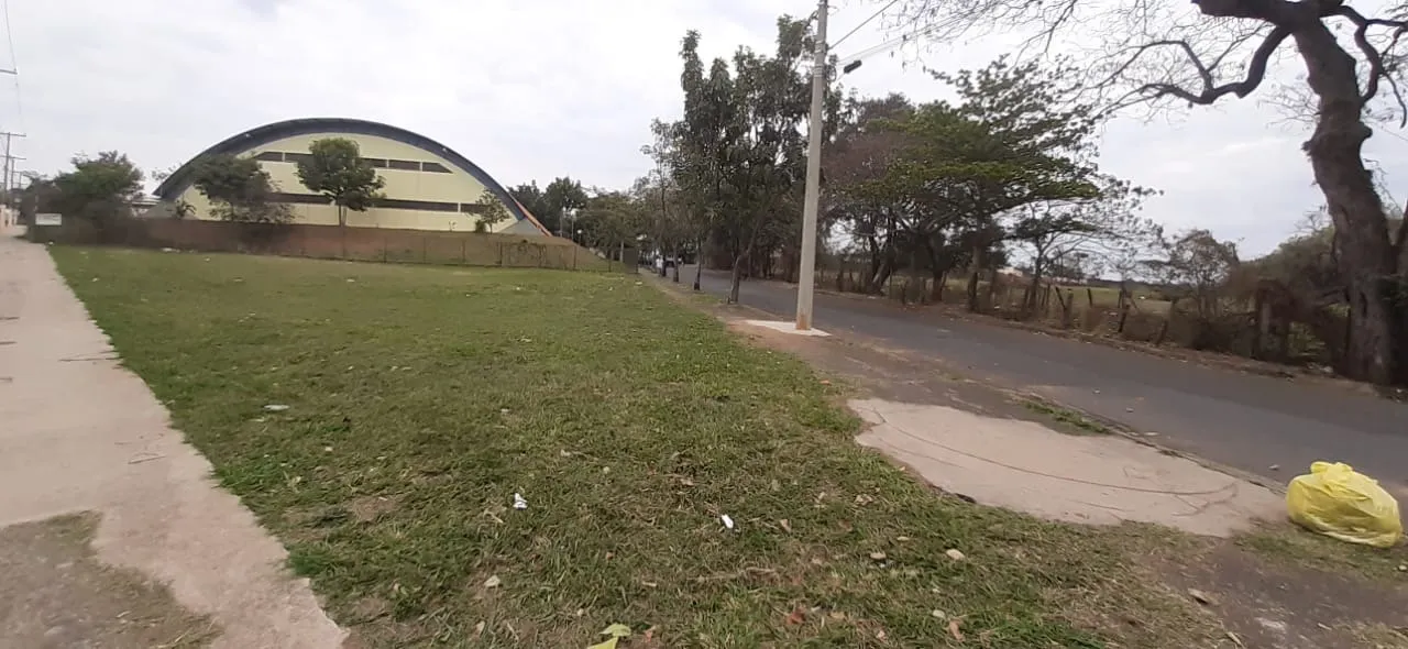Imagem Espetacular Área para Incorporações de Prédios Residencial e Comercial