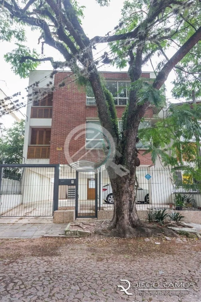 Imagem Apartamento semi mobiliado, com 83 m² privativos. 2 dormitórios, sendo 01 suíte e outra suíte am...