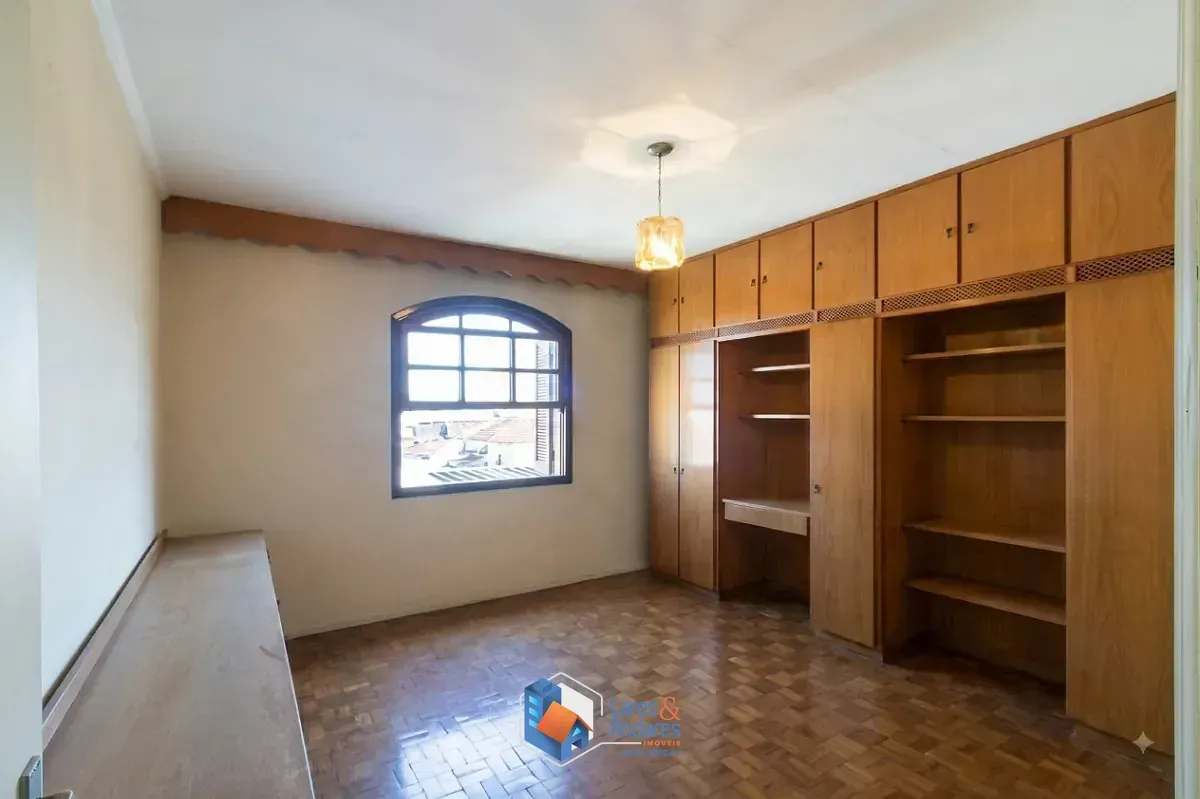 Imagem Sobrado para venda em Vila Santa Maria com 3 quartos, sendo 1 suíte, 166m²