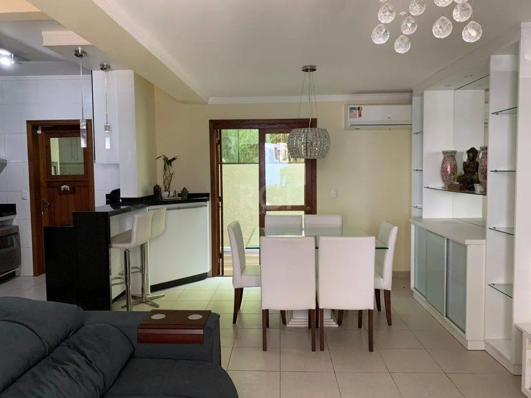 Imagem Casa Condominio para Venda - 122.43m², 3 dormitórios, sendo 1 suites, 2 vagas - Cristal