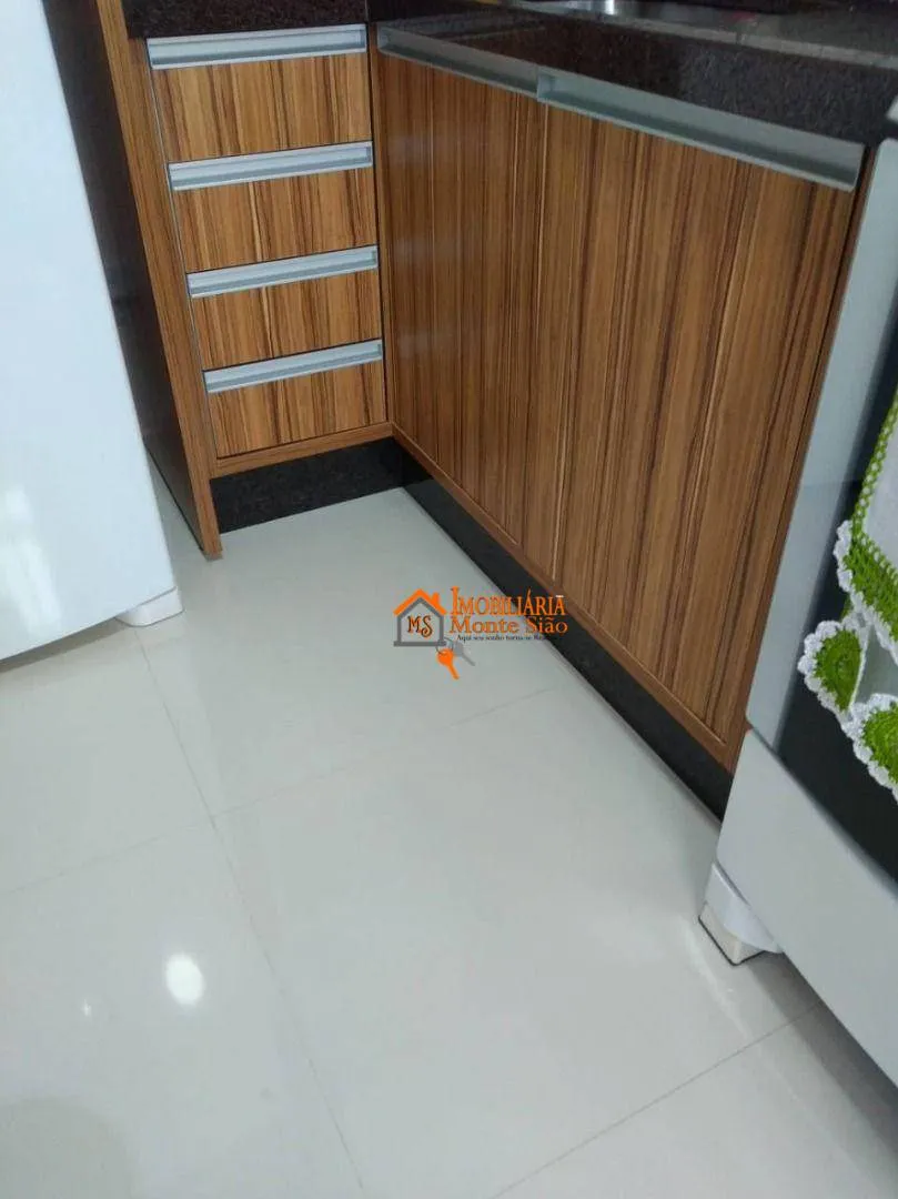 Imagem Apartamento com 2 dormitórios à venda, 54 m² por R$ 239.000,00 - Cidade Soberana - Guarulhos/SP