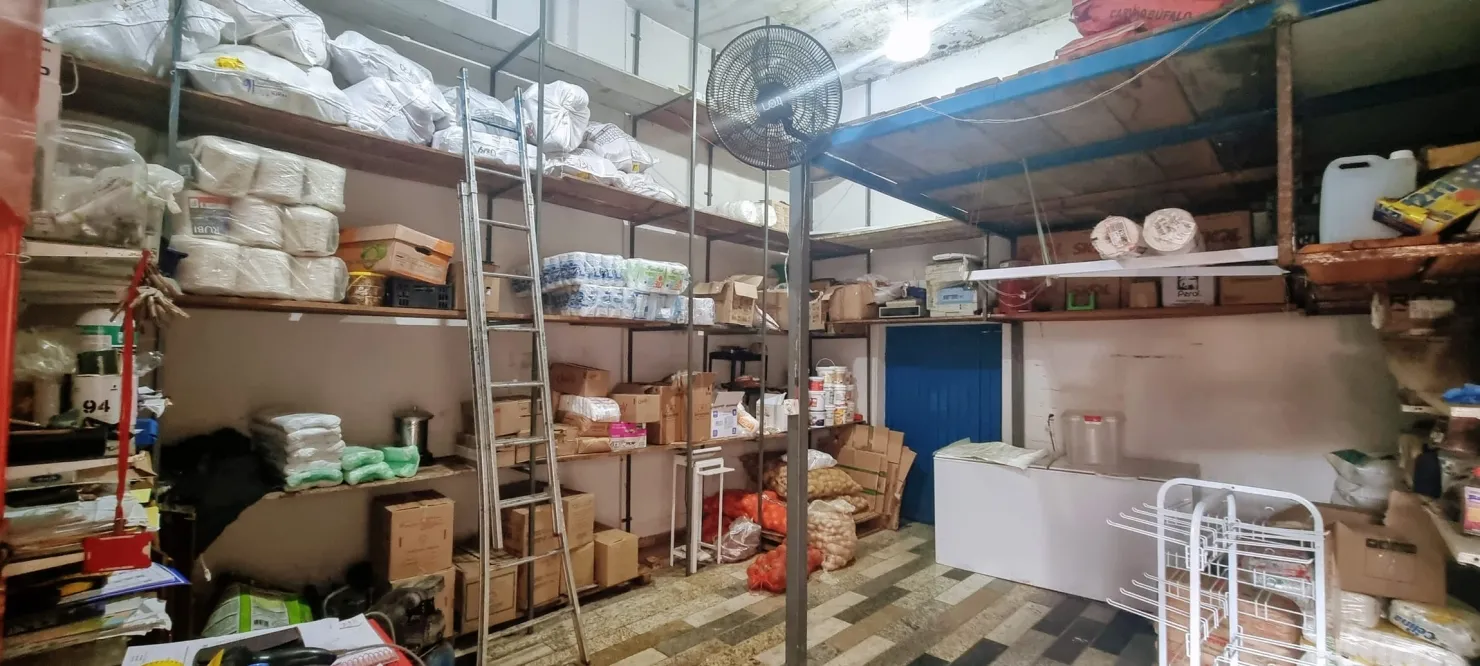 Imagem SUPERMERCADO COMPLETO COM MAIS DE 20 ANOS DE HISTÓRIA, CLIENTELA FIEL E DELIVERY PARA TODA A CIDADE À VENDA NA PALACETE IMOBILIÁRIA