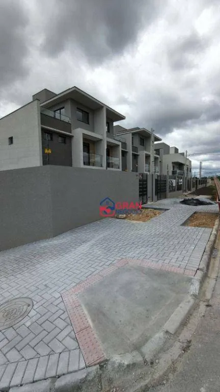 Imagem Excelentes sobrados com terraço no Atuba, Curitiba - PR .
