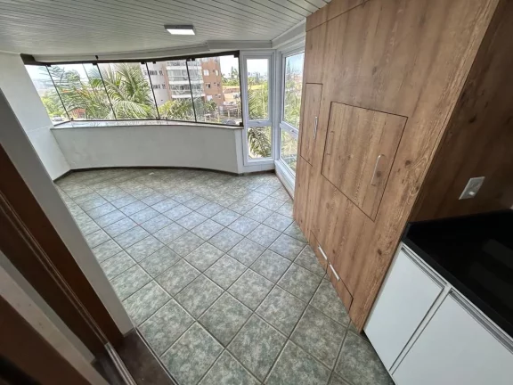 Imagem Apartamento à venda, com 3 quartos, 167m²