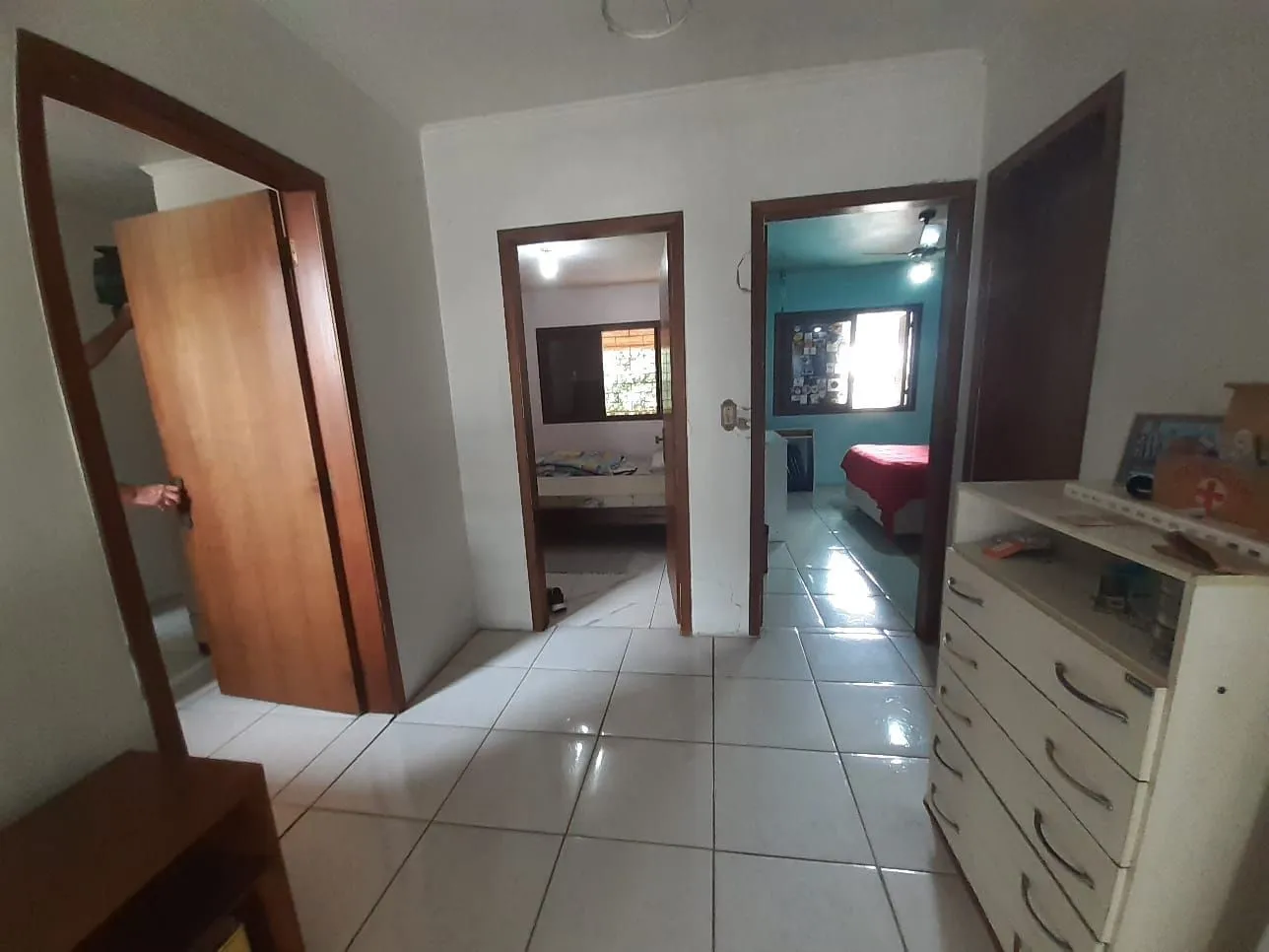 Imagem Casa Residencial Semimobiliada à Venda em Porto Alegre, RS