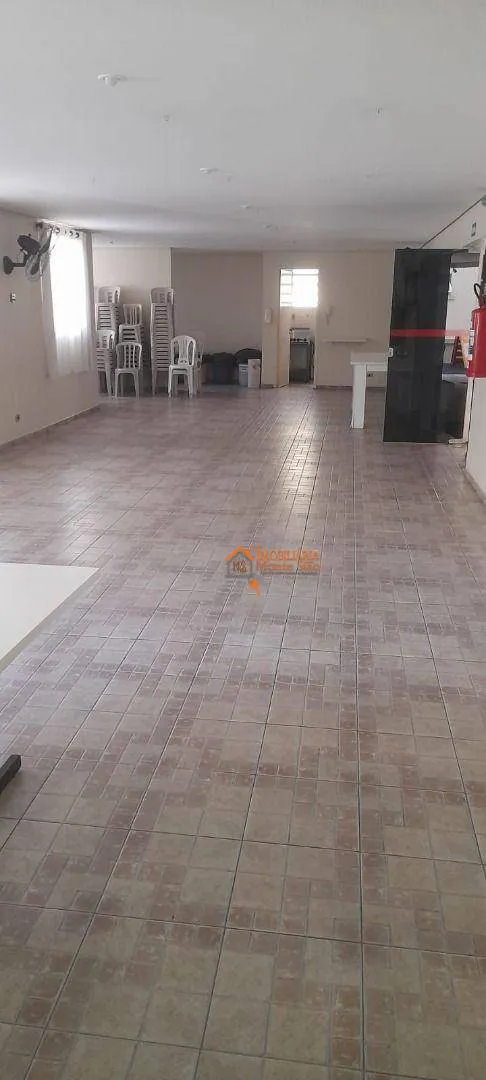 Imagem Apartamento com 2 dormitórios à venda, 66 m² por R$ 395.000,00 - Vila Galvão - Guarulhos/SP