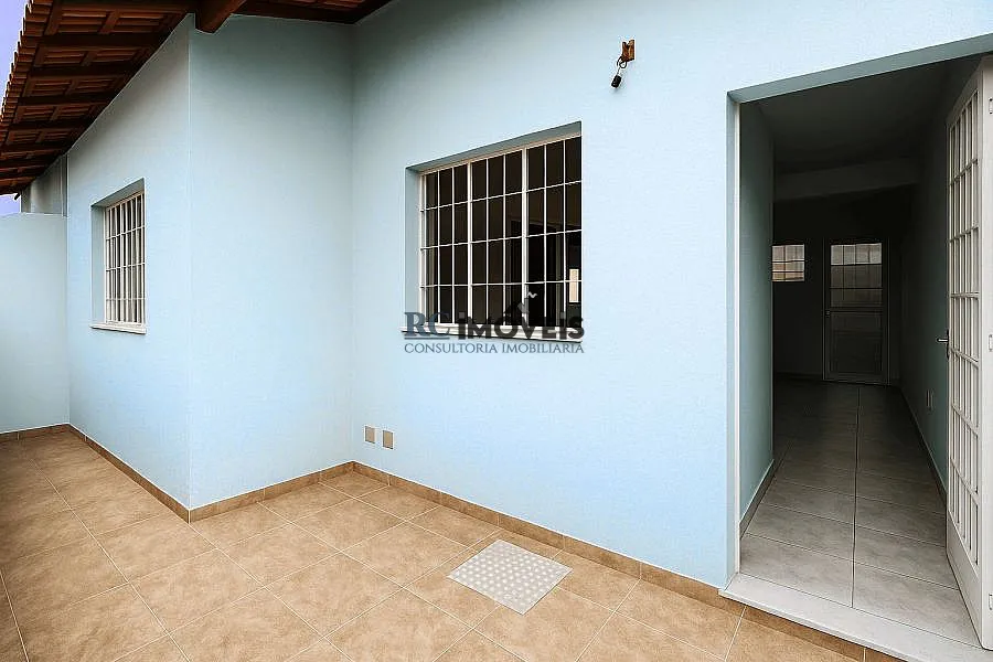 Foto do imóvel Casa a Venda no bairro Jóquei Clube - São Gonçalo, RJ
