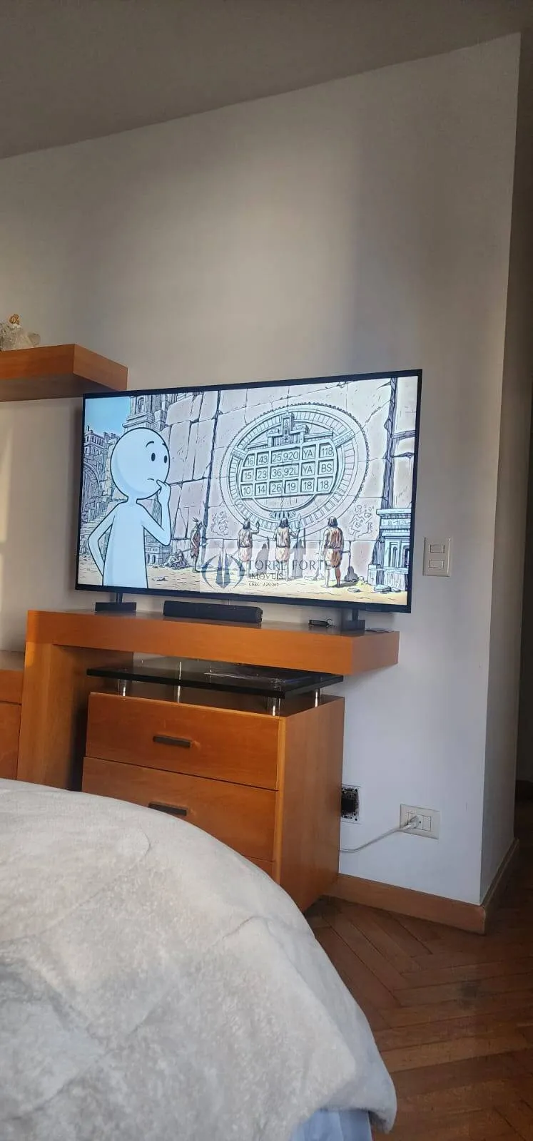 Imagem Lindo apartamento com 4 dormitórios, varanda e 3 vagas em Indianópolis