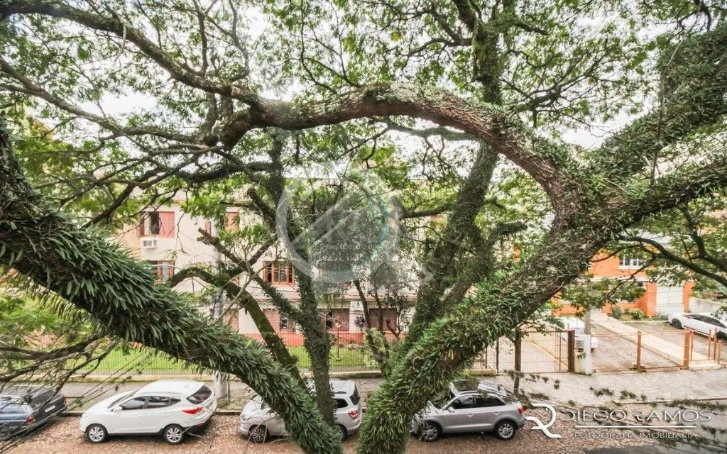 Imagem Apartamento semi mobiliado, com 83 m² privativos. 2 dormitórios, sendo 01 suíte e outra suíte am...