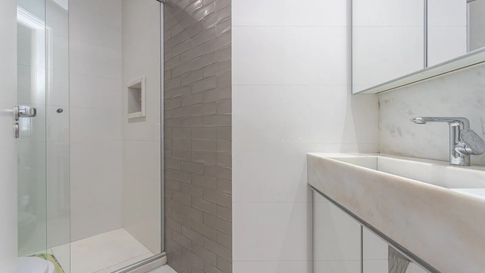 Imagem Apartamento com 3 quartos, 3 vagas e 105m² - Bairro Vila Jardim