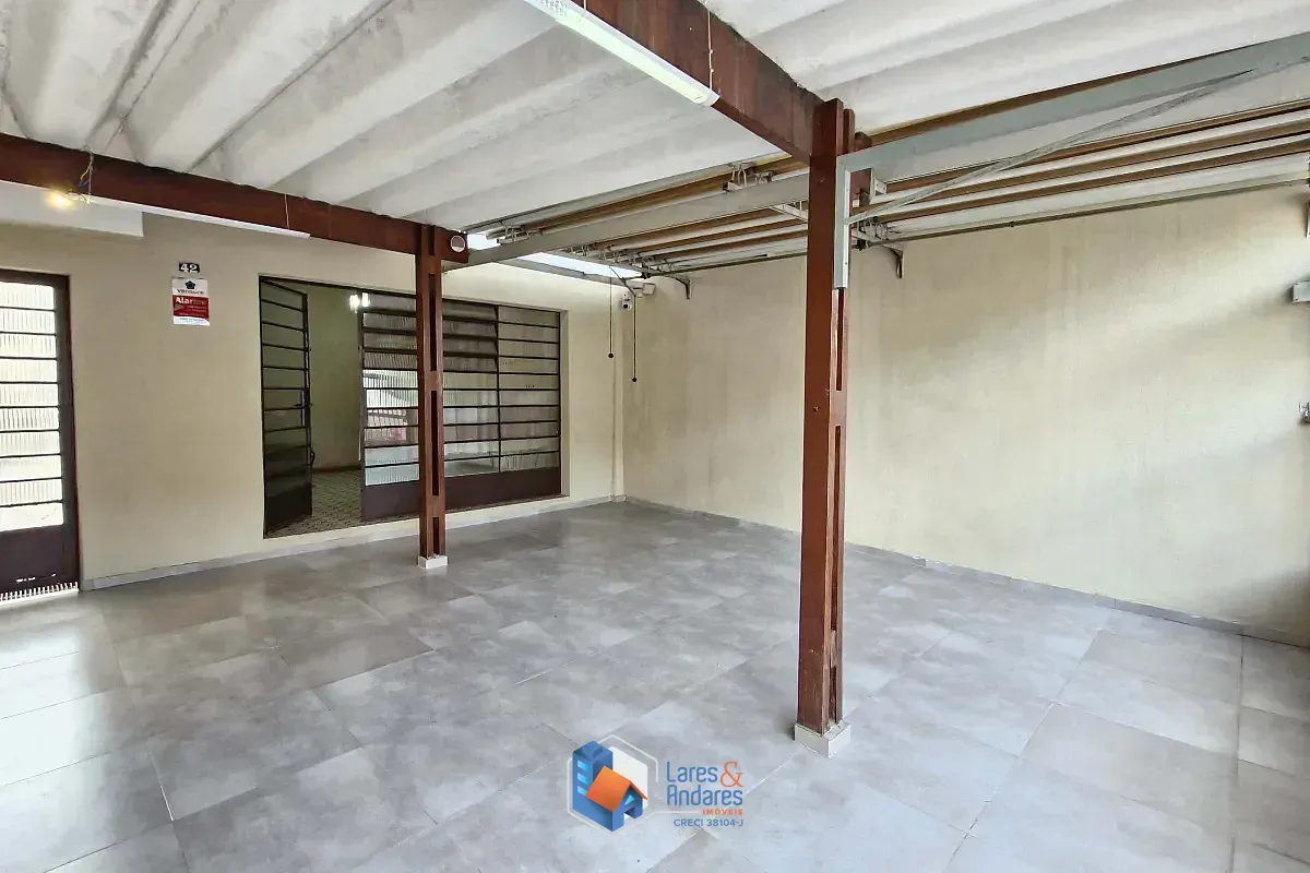 Imagem Sobrado para venda em Vila Baruel com 6 quartos, sendo 2 suítes, 240m²