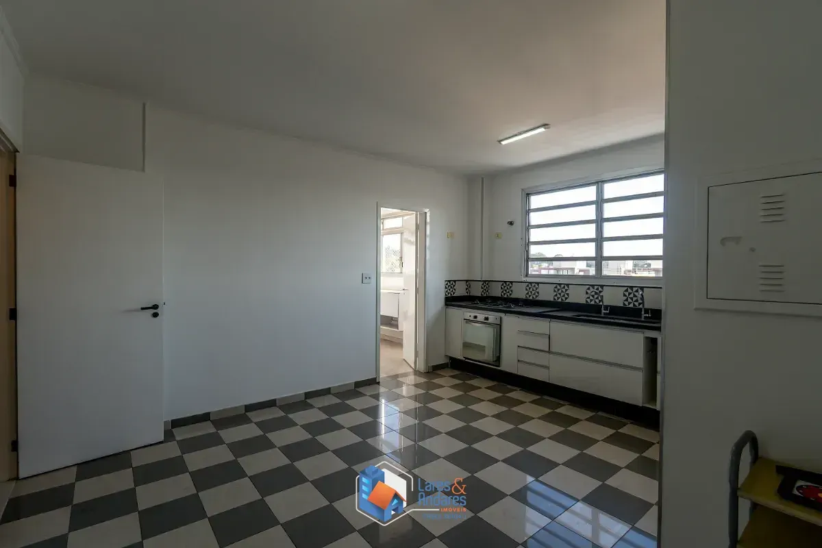 Imagem Apartamento para venda em Lapa com 3 quartos, sendo 1 suíte, 190m²