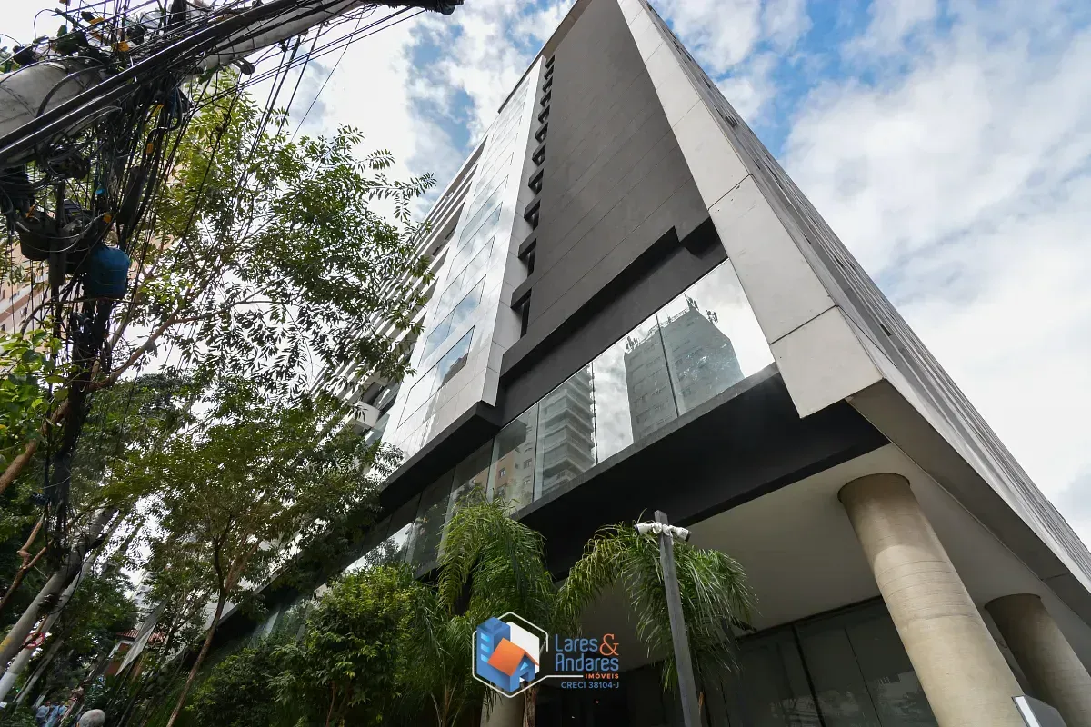 Imagem Conjunto comercial para venda em Cerqueira César, 36m²
