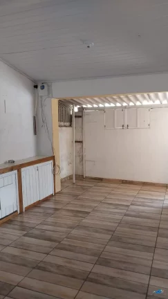 Imagem OPORTUNIDADE! Imóvel de esquina no Centro (1 quarteirão da Cadeia Velha e da Igreja Matriz)