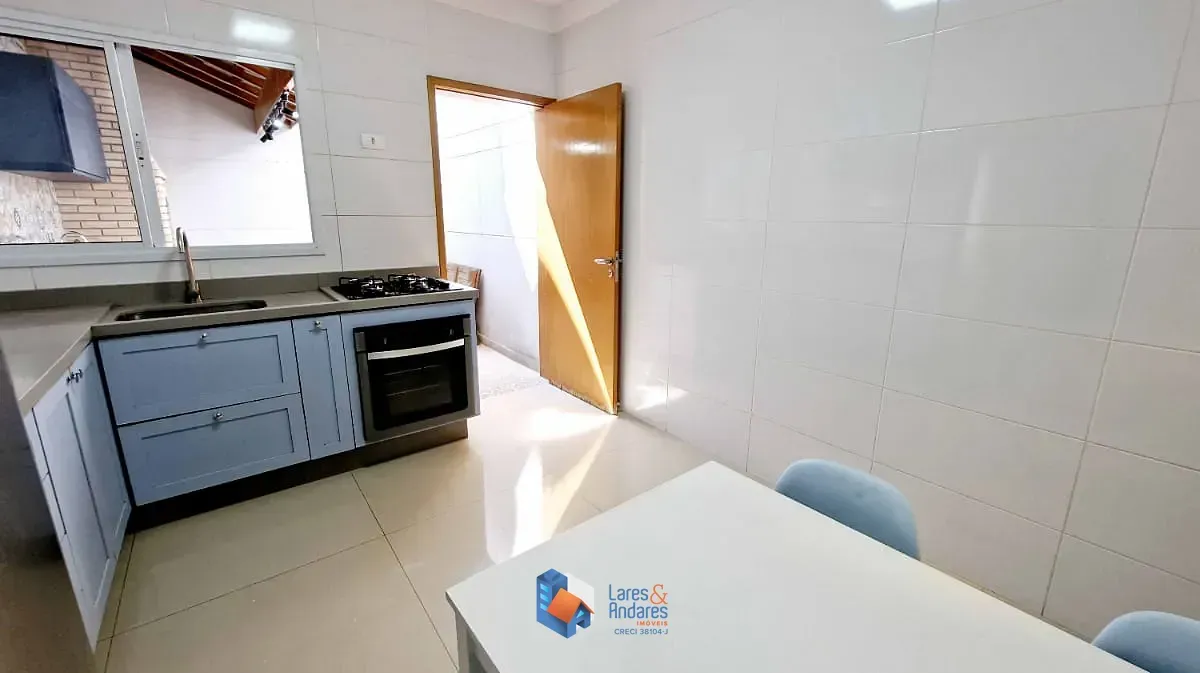 Imagem Sobrado para venda em Tucuruvi com 3 quartos, sendo 3 suítes, 144m²