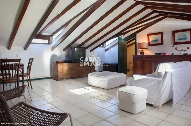 Imagem Casa Frente Mar para Venda em Armação dos Búzios / RJ no bairro Manguinhos