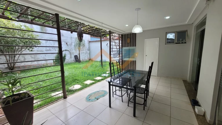 Imagem Casa de 3 quartos no bairro Veneza - Ipatinga