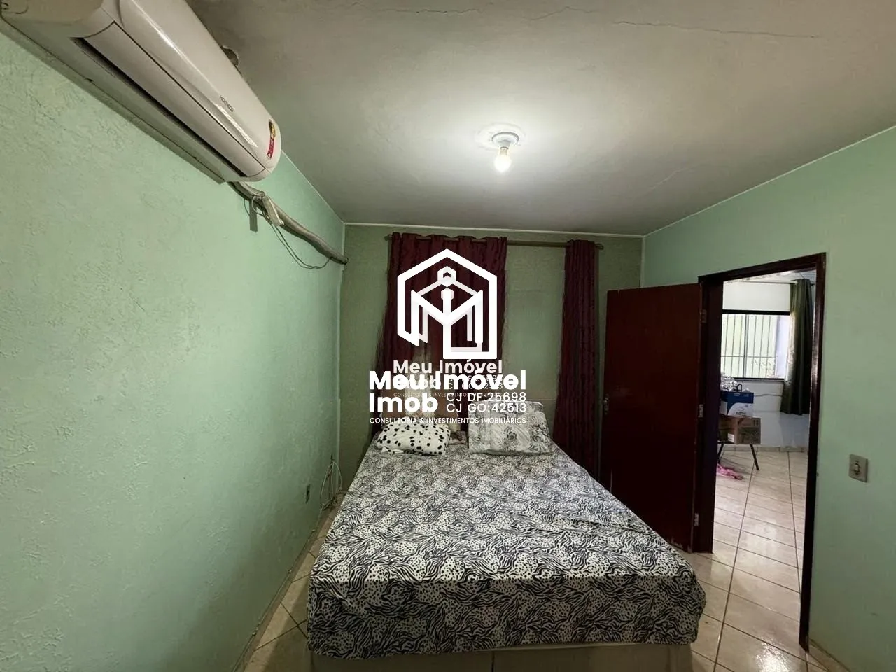 Imagem Sobrado 3 Quartos 1 Suíte 2 Vagas 270m² QR 516 Samambaia Sul