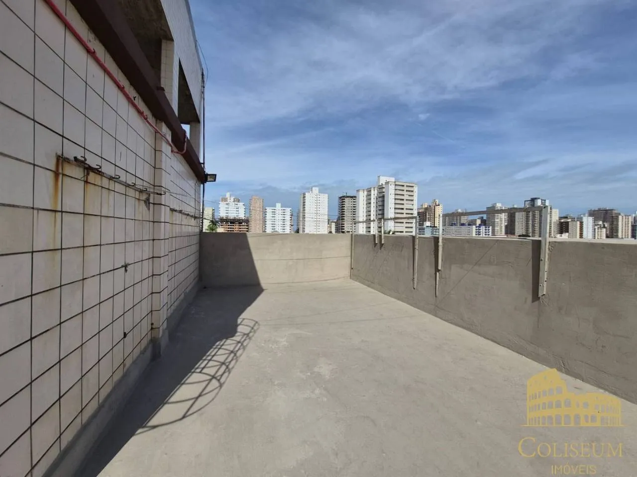 Imagem Kitnet com 1 dormitório à venda, 28 m² por R$ 185.000,00 - Aviação - Praia Grande/SP