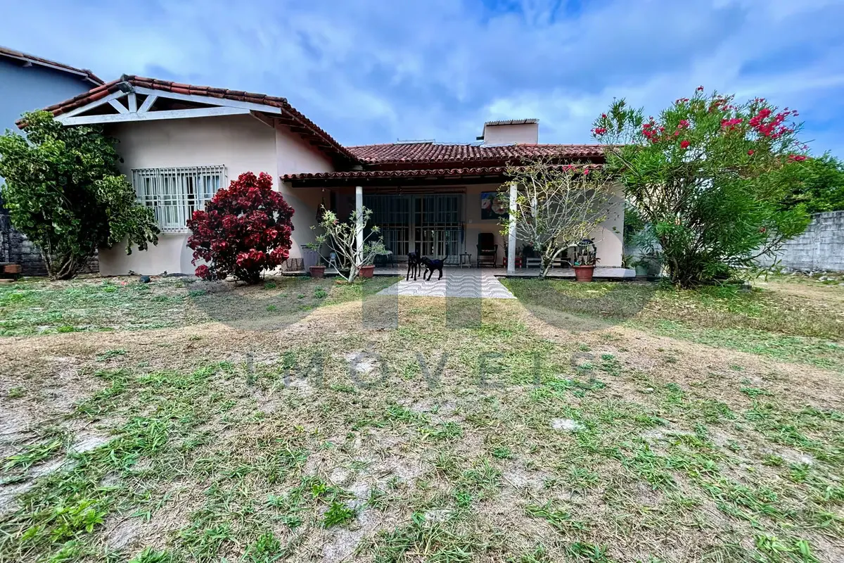 Imagem Casa com 3 quartos e 1 suíte para venda em Coroa Vermelha, Santa Cruz Cabrália