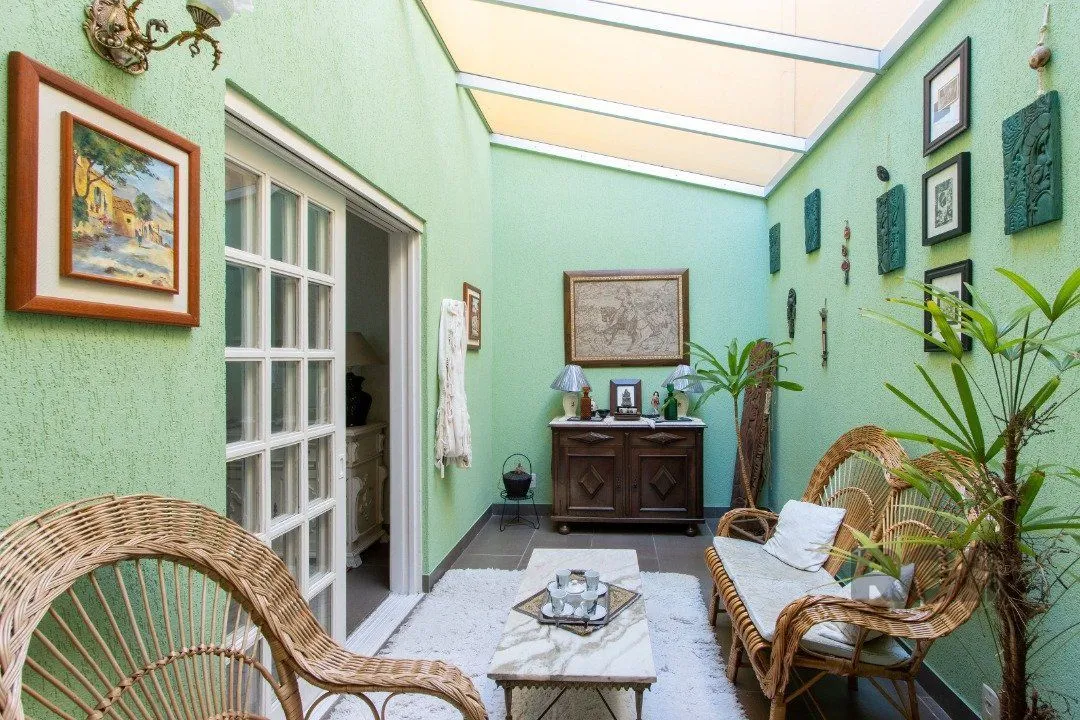 Imagem Casa para Venda - 254m², 4 dormitórios, sendo 3 suites, 5 vagas - Espirito Santo