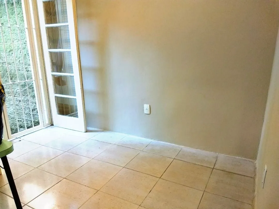 Imagem Casa para Venda - 200m², 4 dormitórios, sendo 1 suites, 4 vagas - Ipanema