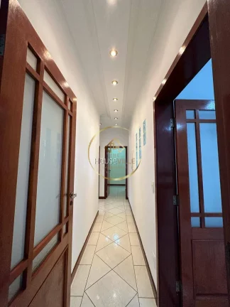 Imagem Casa 4 dormitórios ( 2 suítes) com edícula em Caçapava.